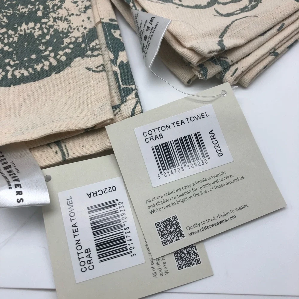 Set of Two Crab Cotton Tea Towels NWT